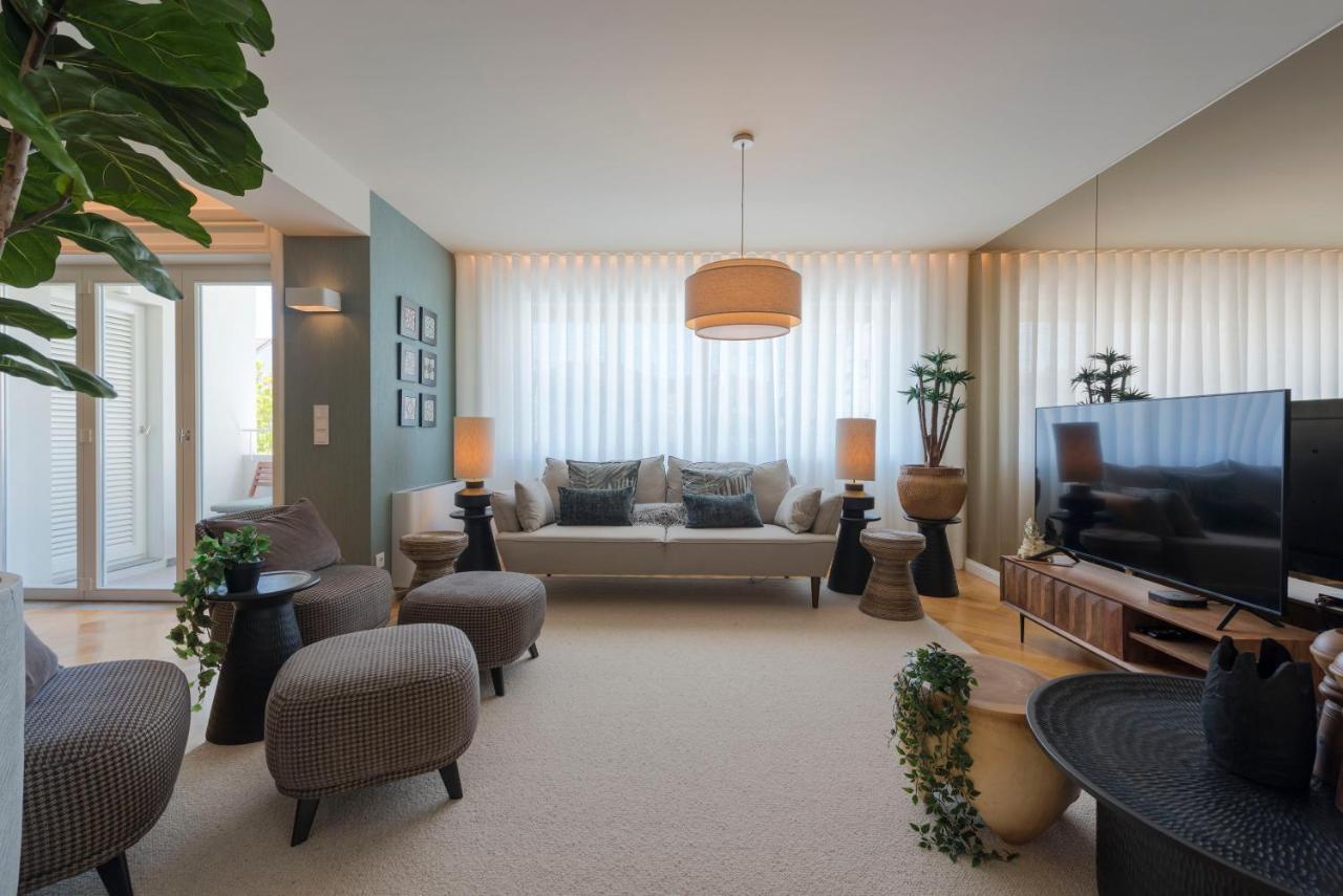 Emporium Deluxe 3Br Apartment W/ Private Parking By Lovelystay Порту Экстерьер фото